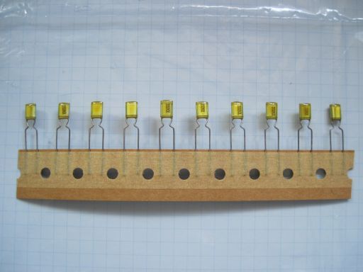 SB02　ニッセイ　NISSEI　AMZVタイプフィルムコンデンサ　332K（0.0033μF）50v　未使用品ですが超長期保存品　10個セット　ジャンク品