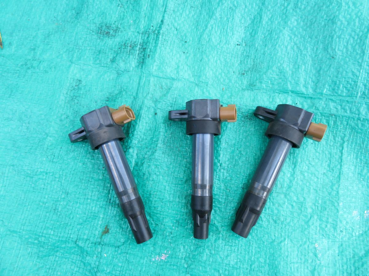 T01　スズキ純正 イグニッションコイル　送料600円 ★ワゴンＲ ハスラー パレット MH34S/MH44S/HA35S/HA36S/DA16T/MF33S/MK32S/MR31S MR41S拍卖