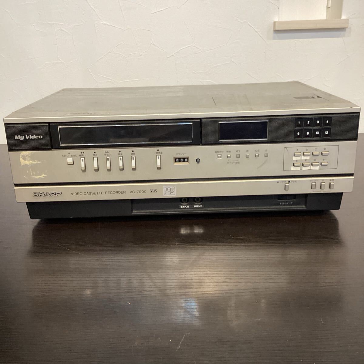 10【15625】※ジャンク品　SHARP ビデオカセットレコーダー