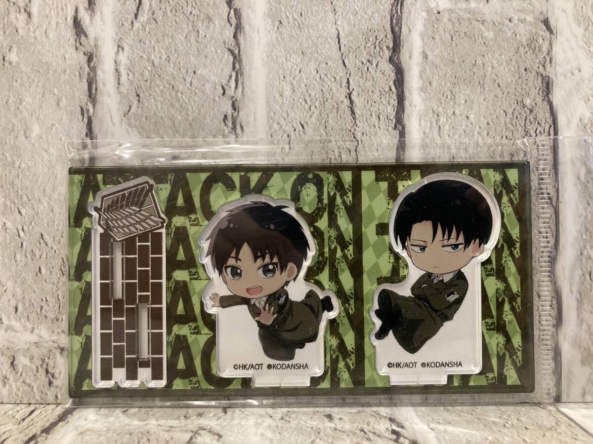 進撃の巨人 Season 3 エレン＆リヴァイ ぷかっしゅアクリルフィギュア