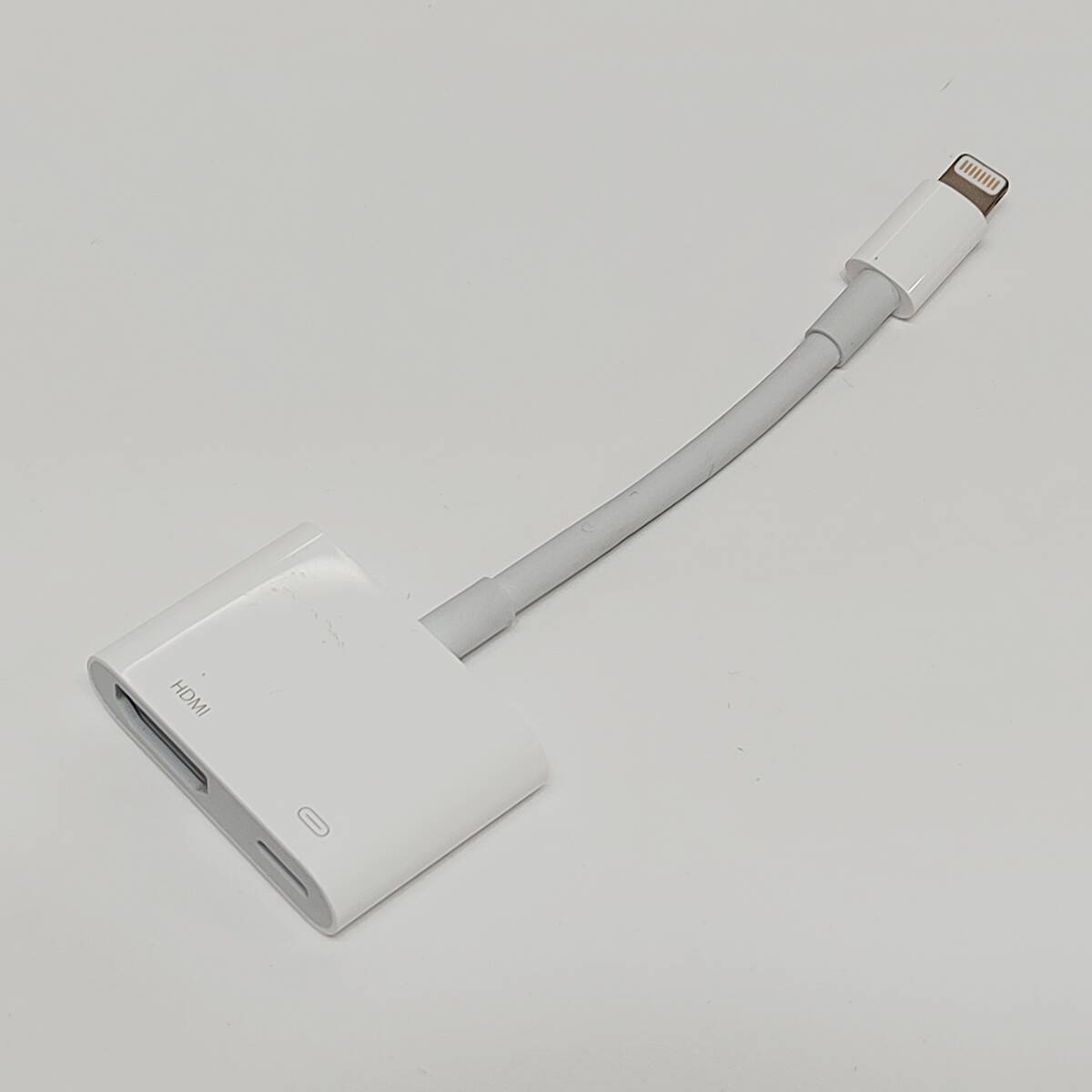 ●動作品 アップル A1438 HDMI変換アダプター Apple Lightning Digital av HDMI アクセサリー ライトニングケーブル iPhone N1084
