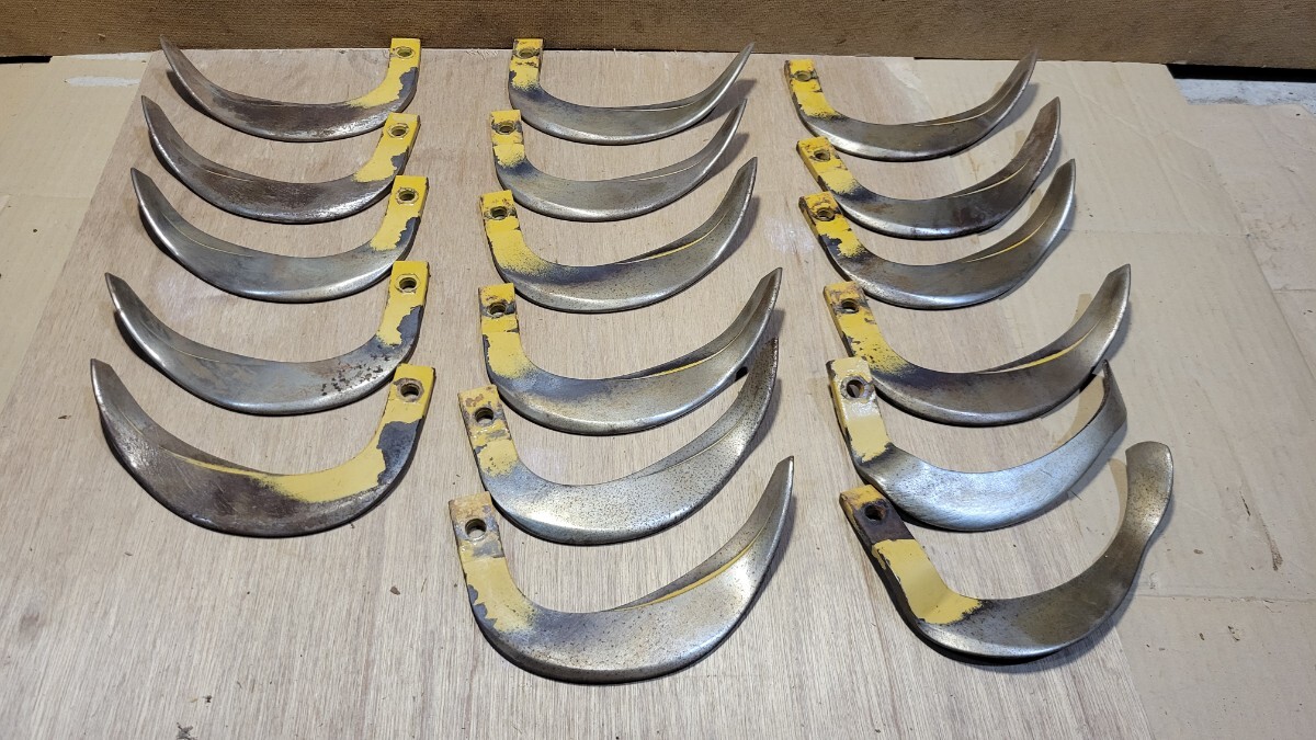 トラクター 管理機 耕運機 農耕機 パーツ 取り替え爪 取り替え刃 17本セット A251 左右セット 耕うん爪