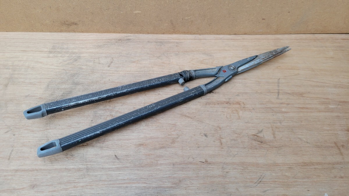 ARS 替刃式刈込鋏 ロングタイプ K-1100 葉刈り用 剪定鋏 園芸 植木 庭木 苅込 造園用工具 枝切鋏 両手鋏 中古品