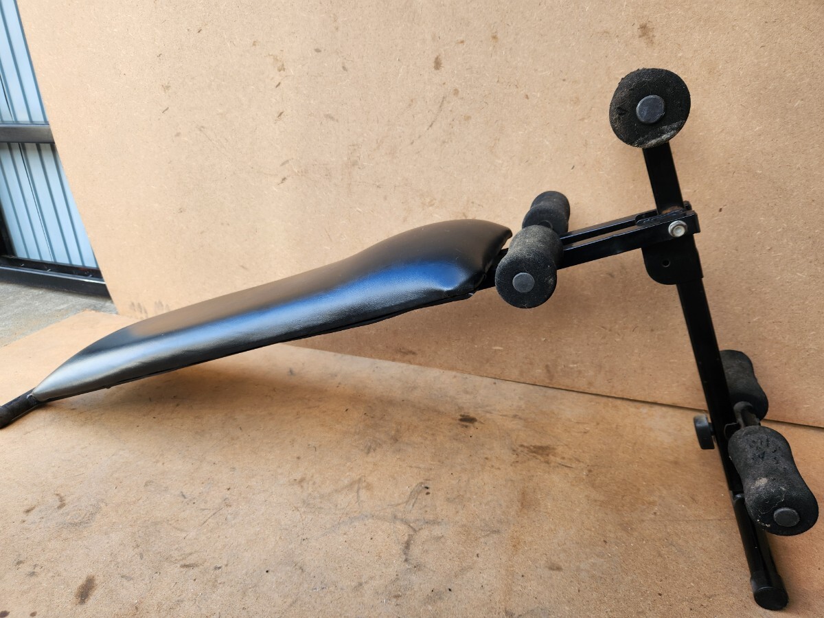 シットアップベンチ 折り畳み式 腹筋台 腹筋マシーン 筋トレ ダイエット トレーニング ジム