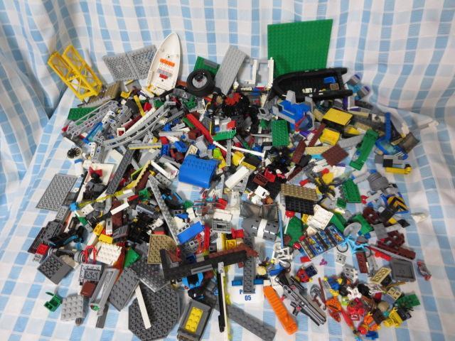 LEGOレゴ いろんなセットのパーツごちゃ混ぜ一山 2.2kgセット