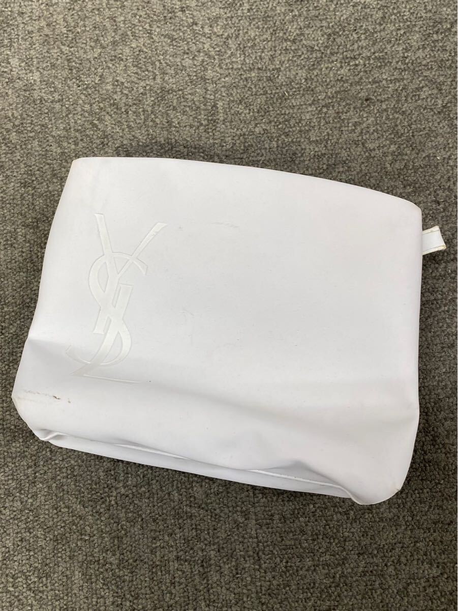 YSL SAINT LAURENT イヴサンローラン ポーチ 化粧入れ コスメポーチ 白