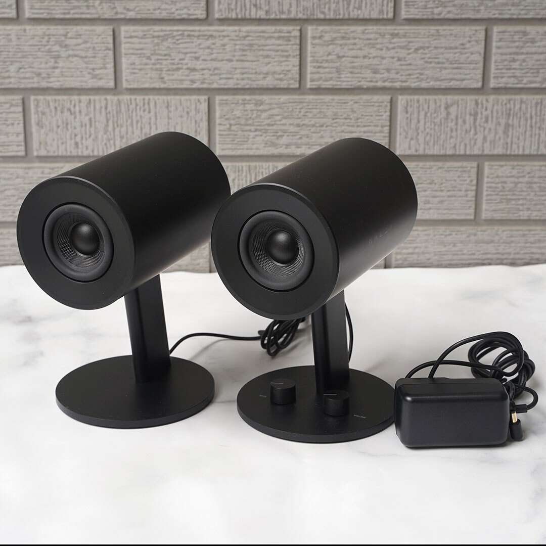 美品☆Razer Nommo フルレンジ 2.0ch ゲーミングスピーカー　RZ05-02450100-R3A1　送料無料