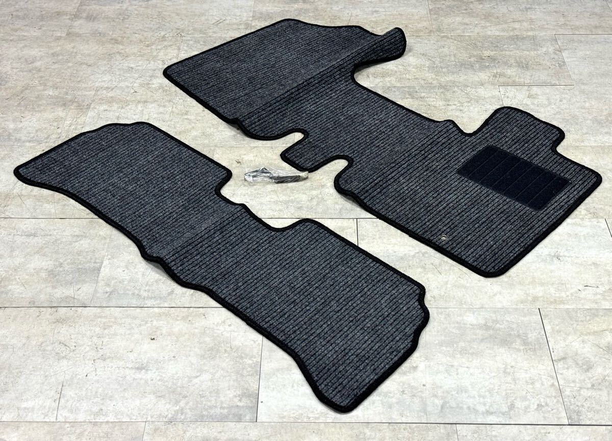 未使用/保管品■フロアマット ダイハツ ムーヴ コラム マットセット カー用品 内装 車 社外品■兵庫県姫路市から 25-4401