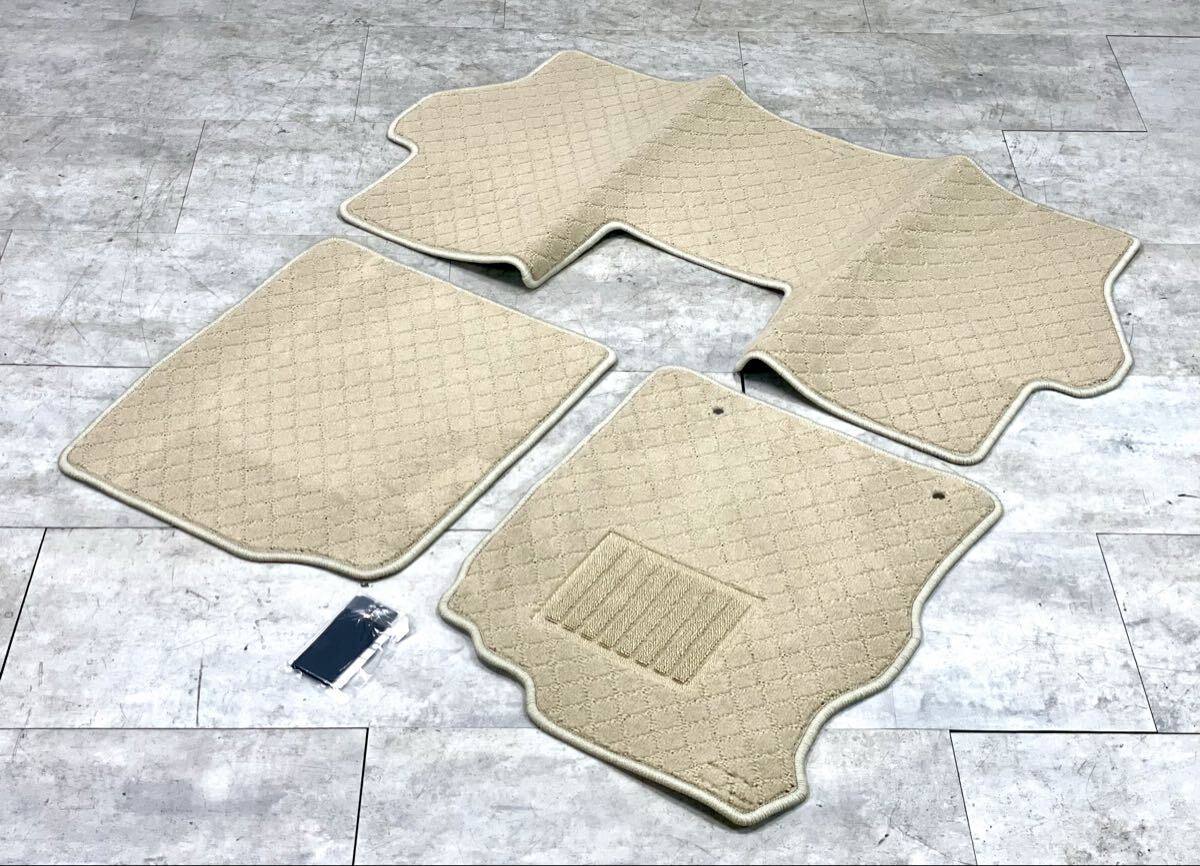 未使用/保管品■フロアマット ダイハツ ムーヴキャンバス ベージュ マットセット カー用品 内装 車 社外品■兵庫県姫路市から 25-4268