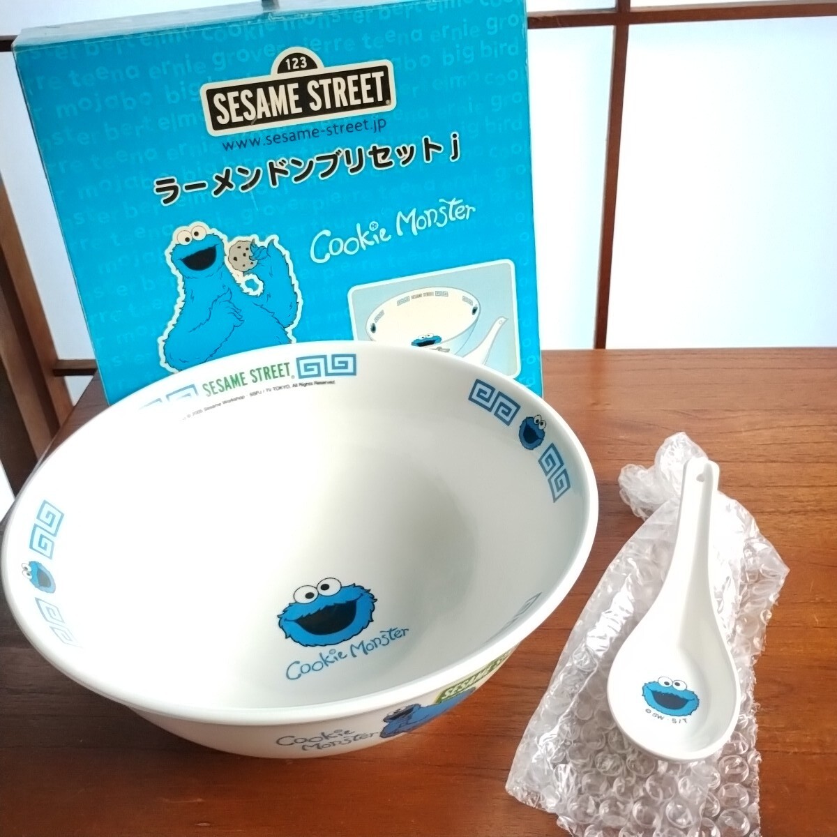 SESAME STREET Cookie Monster ラーメン鉢 レンゲ 食器 陶器 セサミストリート クッキーモンスター 2005 ラーメンどんぶり 美品 レトロ 