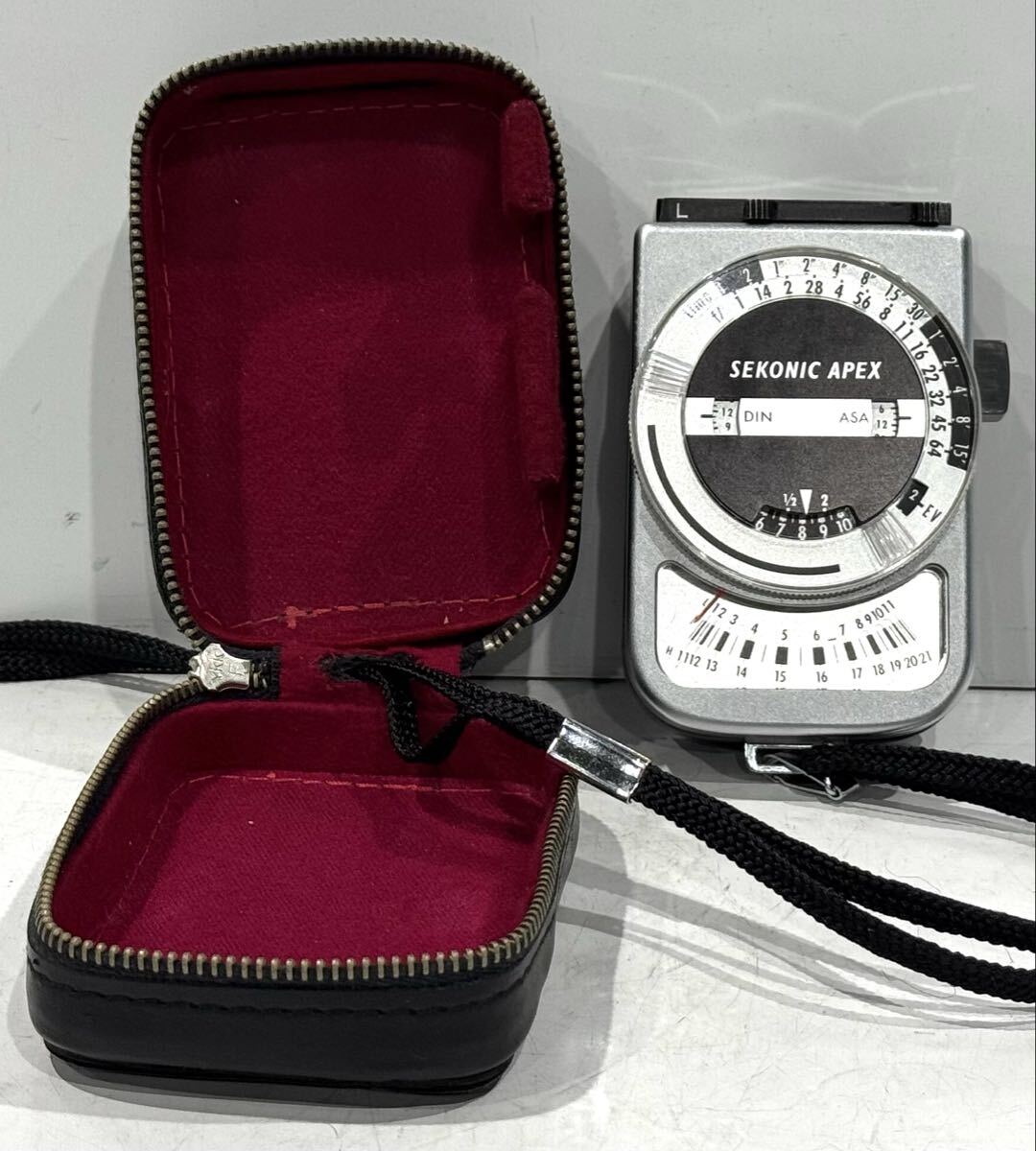 251028G☆ SEKONIC MODEL L-218 露出計 ケース付 ♪配送方法＝おてがる配送宅急便(EAZY)♪