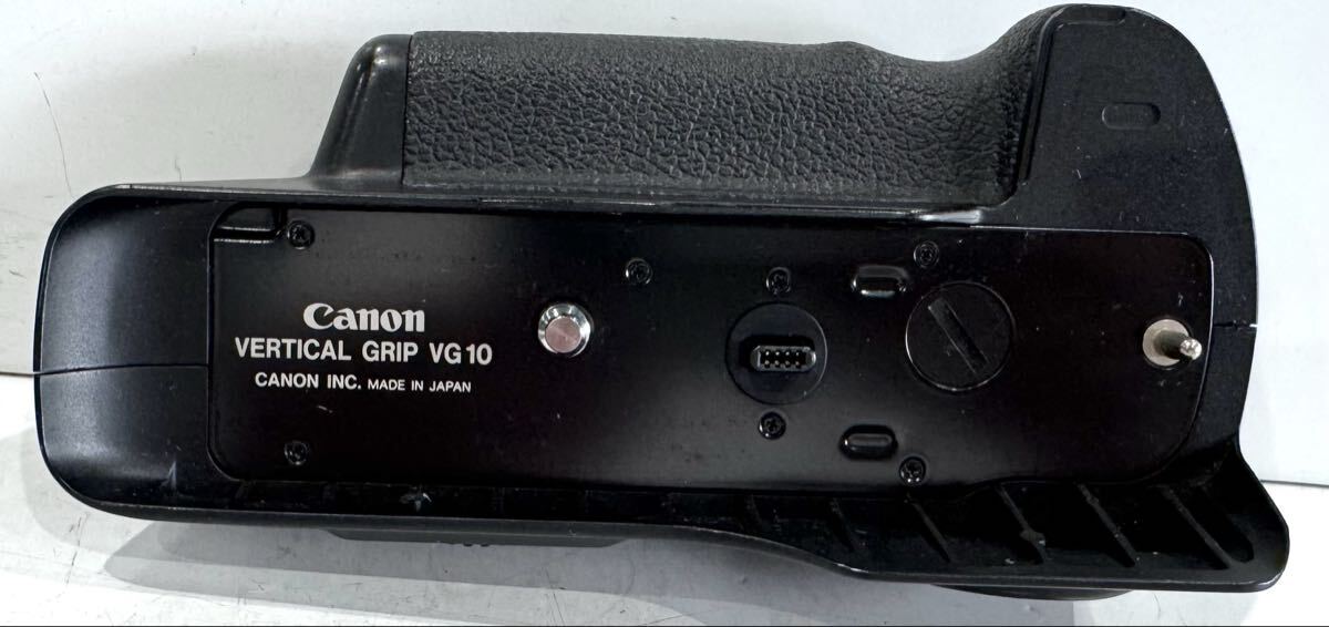 251023A☆ Canon VERTICAL GRIP V10 ♪配送方法＝おてがる配送宅急便(EAZY)♪