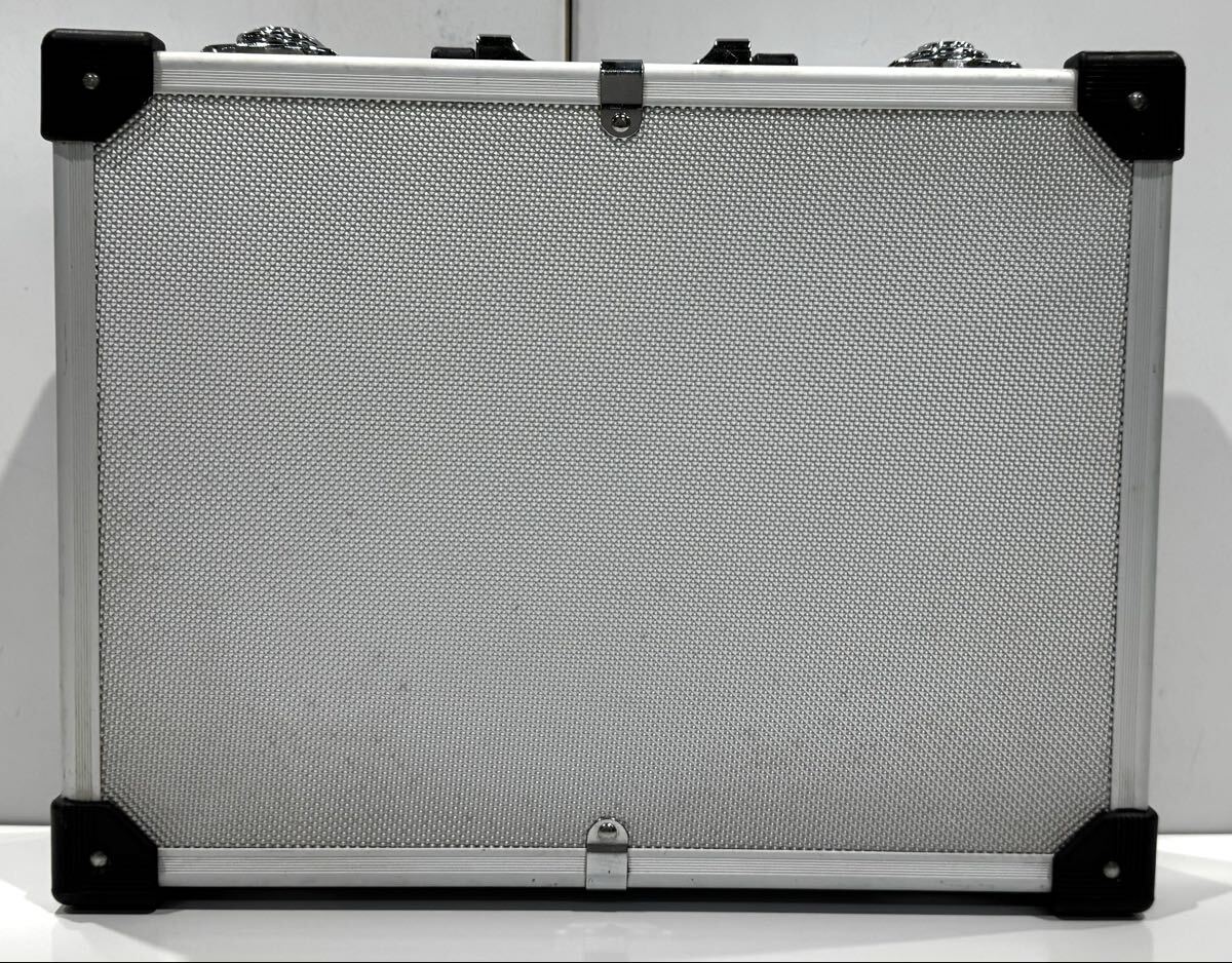 251016A☆ メーカー、型番不明 アルミハードケース ♪配送方法＝おてがる配送宅急便(EAZY)♪