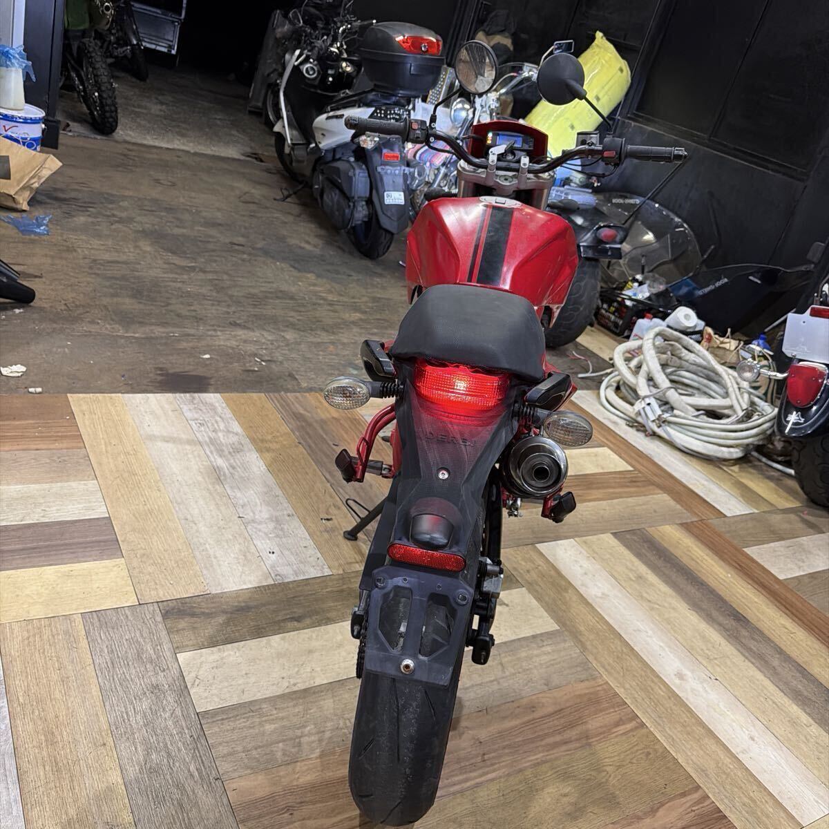 {$data['title']拍卖