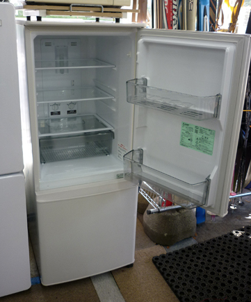 三菱電機 ノンフロン冷凍冷蔵庫 MR-P15G-W 2022年製 2ドア冷蔵庫 定格内容積146L MITSUBISHI 右開き 札幌市内・近郊限定 自社配送