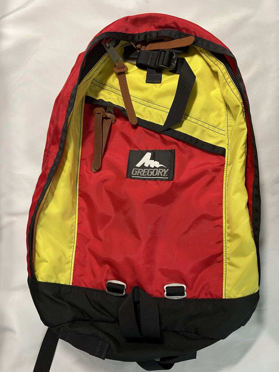 極美品　USA製　GREGORY 銀タグ　デイパック　赤×黄　26L