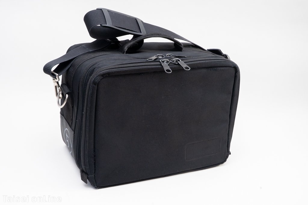 ソフトバッグ 小型カメラ等収納バッグ(C） 中古品　25030509