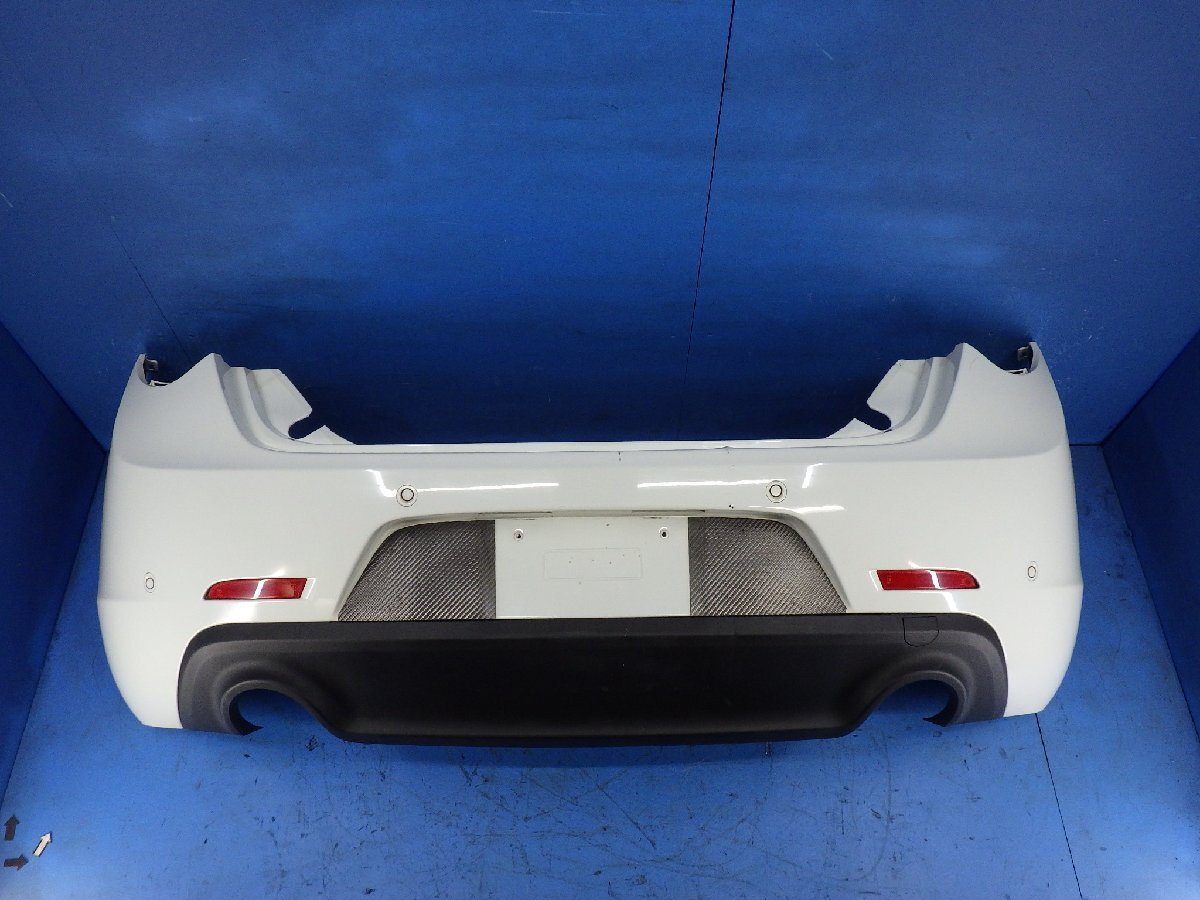 アルファロメオ ジュリエッタ 940141 リアバンパー ホワイト 296 ソナー4ヶ 【個人宅直配不可】