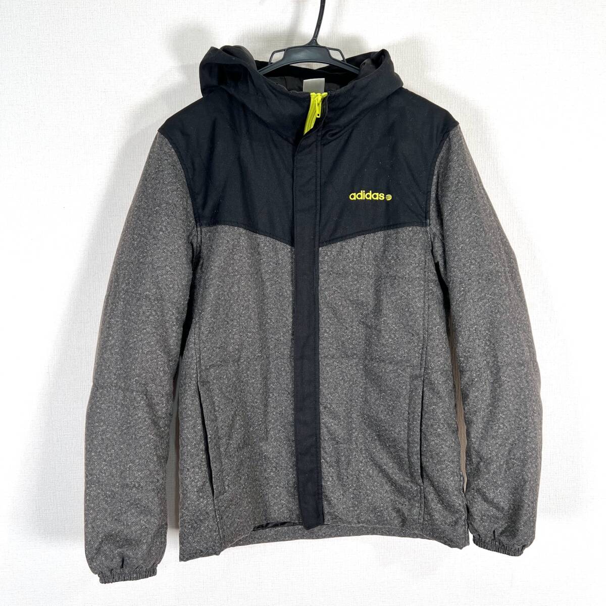 【adidas】アディダス グレー系 中綿 ジャケット ジャンパー ブルゾン アウター コート 男性用 メンズ Sサイズ【c025】