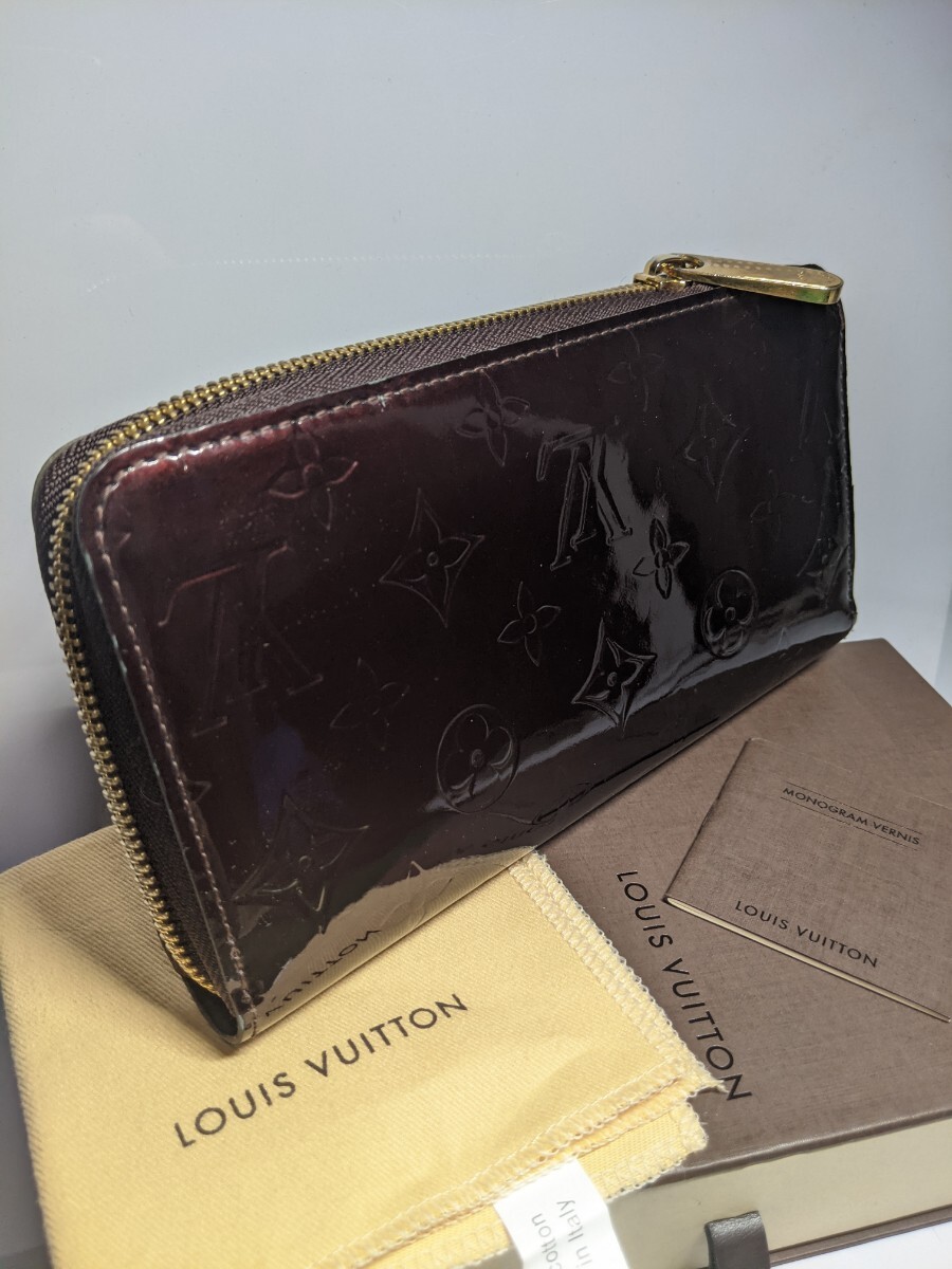 LOUIS VUITTON ルイヴィトン ジッピーウォレット ヴェルニ M93522 アマラント ラウンドファスナー 財布 長財布