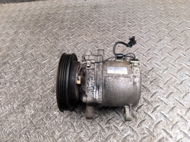 キャリィ EBD-DA63T A/Cコンプレッサー 95200-58J21