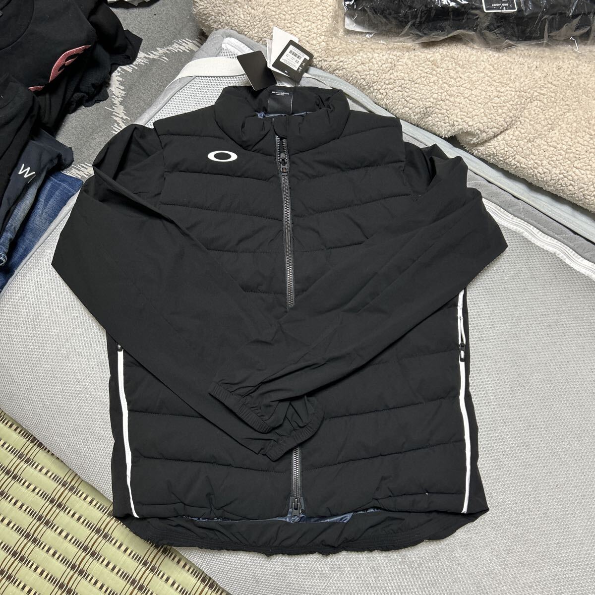 オークリー ゴルフ　スカルレディースダウンジャケットＬ　 OAKLEY 2WAY JACKET安田佑香