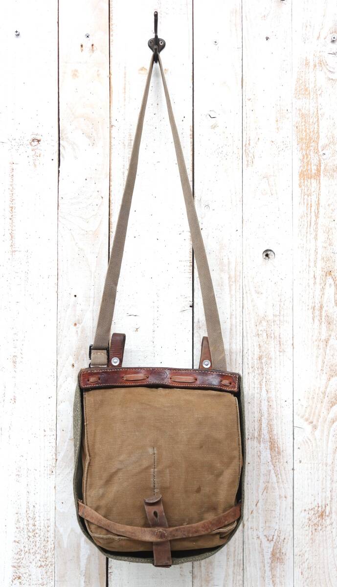 VINTAGE ヨーロッパ古着 ＊スイス軍　1960'S～70'S　実物＊Bread Bag　ブレッドバック　 ＊コットンカバー　ごましお　ソルト＆ペッパー 