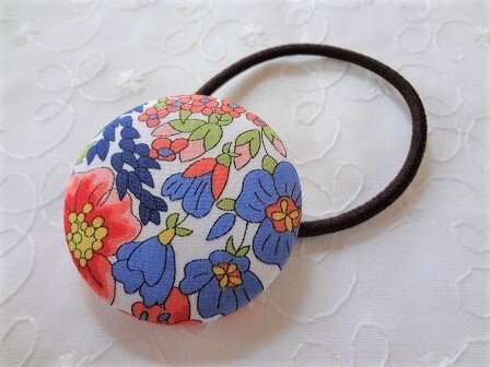 *ハンドメイド*リバティ*Margaret Annie/ビビット*マーガレットアニー*３８ｍｍ*ヘアゴム*