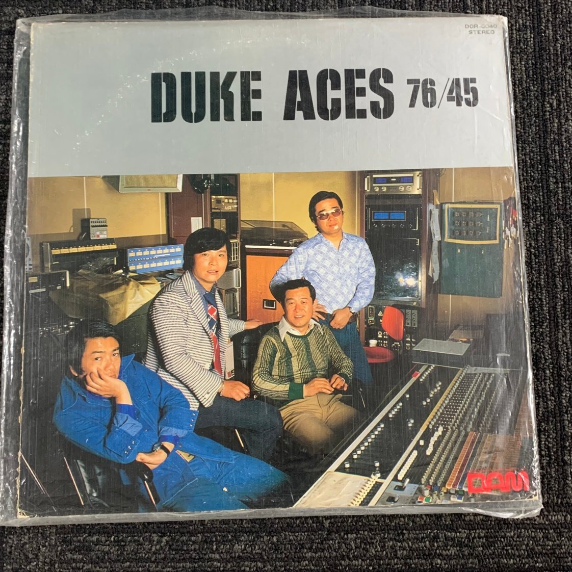 【80】DUKE ACES デューク・エイセス 76/45 昭和レトロ レコード 動作未確認品 汚れ 破れ シミ 有り ヴィンテージ品 コレクター必見