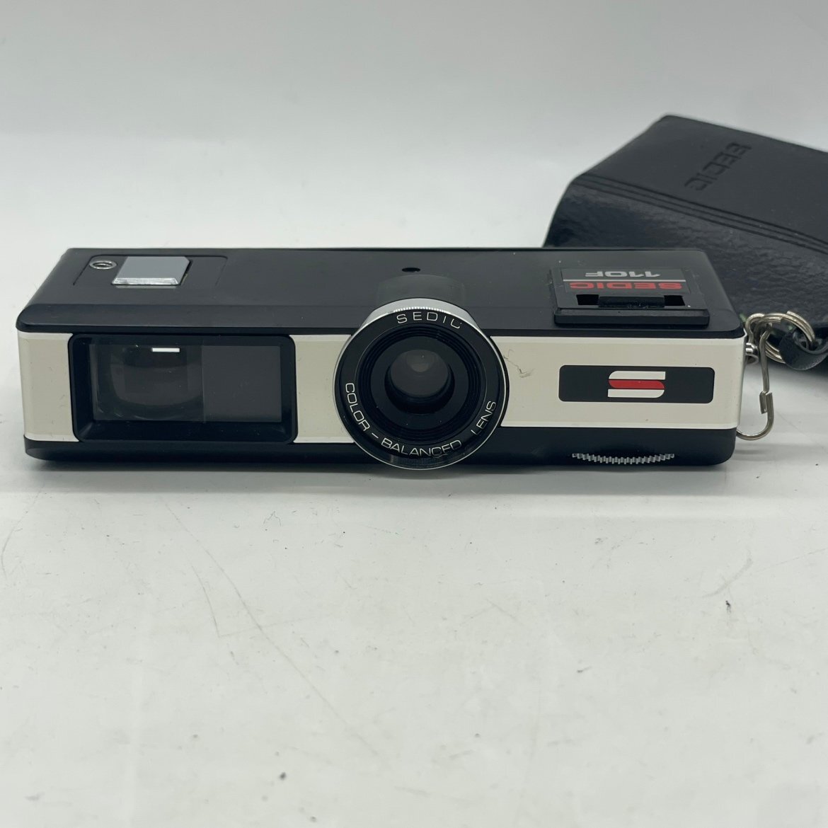 【80】500円～SEDIC 110F ポケットカメラ ジャンク品 型番不明 現状品 500円 から 売り切り