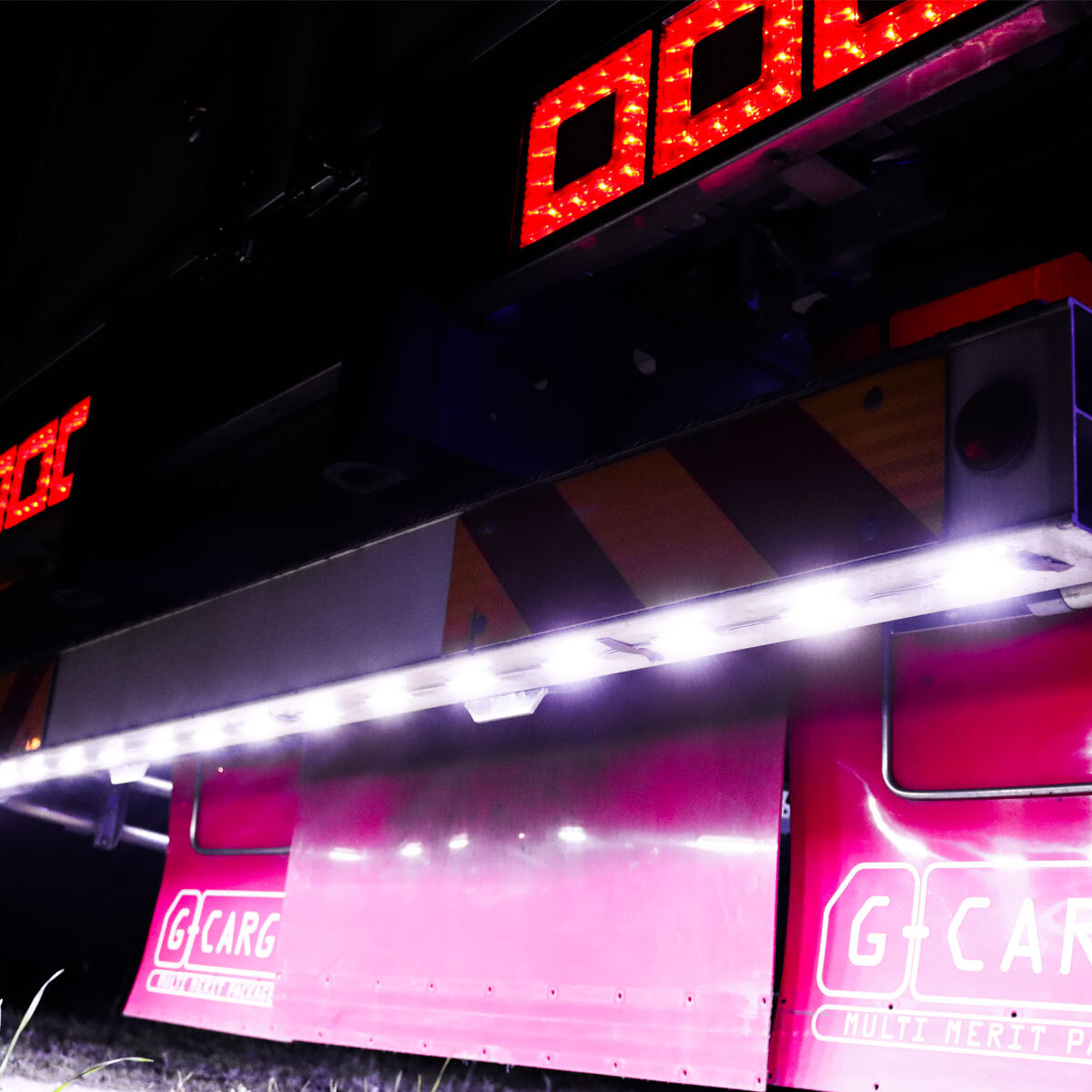 マーカー シャーシマーカー サイドマーカー ホワイト 20ピース 白 24V LED トラック 汎用品 汎用 20コマ