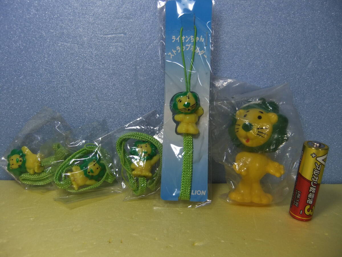 ライオンちゃん　非売品　ソフビ＆ストラップ　全５個セット　新品　昭和　レトロ　薬局　フィギュア　レトロポップ　ファンシー　LION 