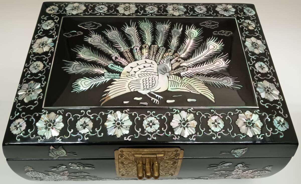 ☆貴重品☆ 螺鈿 韓国 ジュエリーボックス 孔雀 骨董品