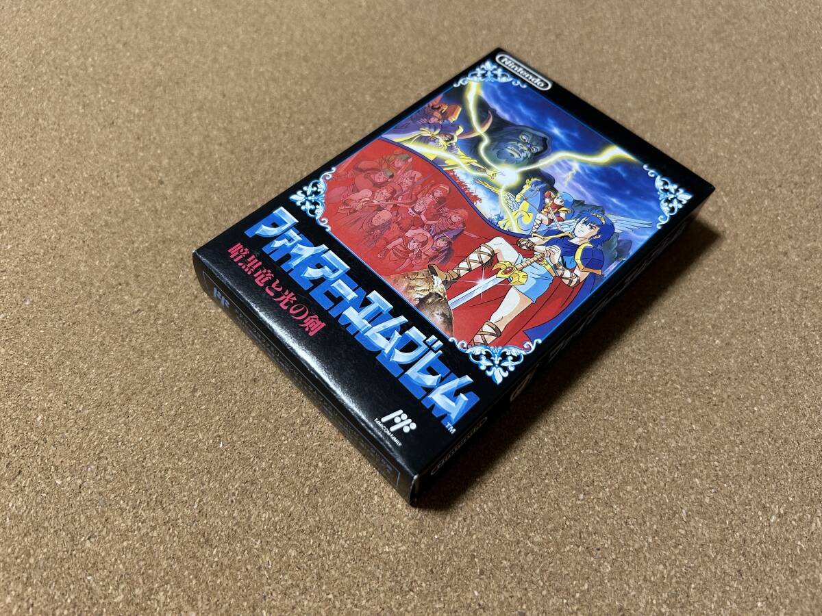 ファミコン 新品未使用　ファイアーエムブレム　美品