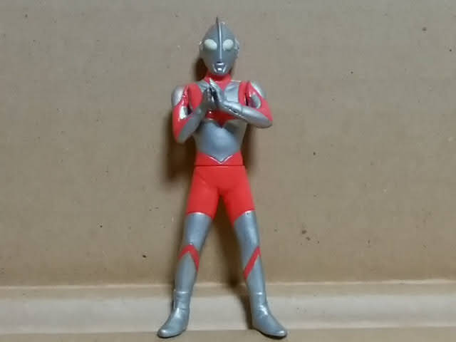 ★HGウルトラマン パート7 故郷は地球編 ウルトラマン 初版? 凹4