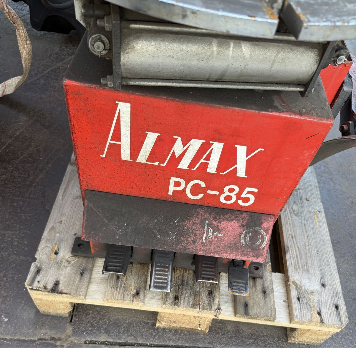 {$data['title']拍卖