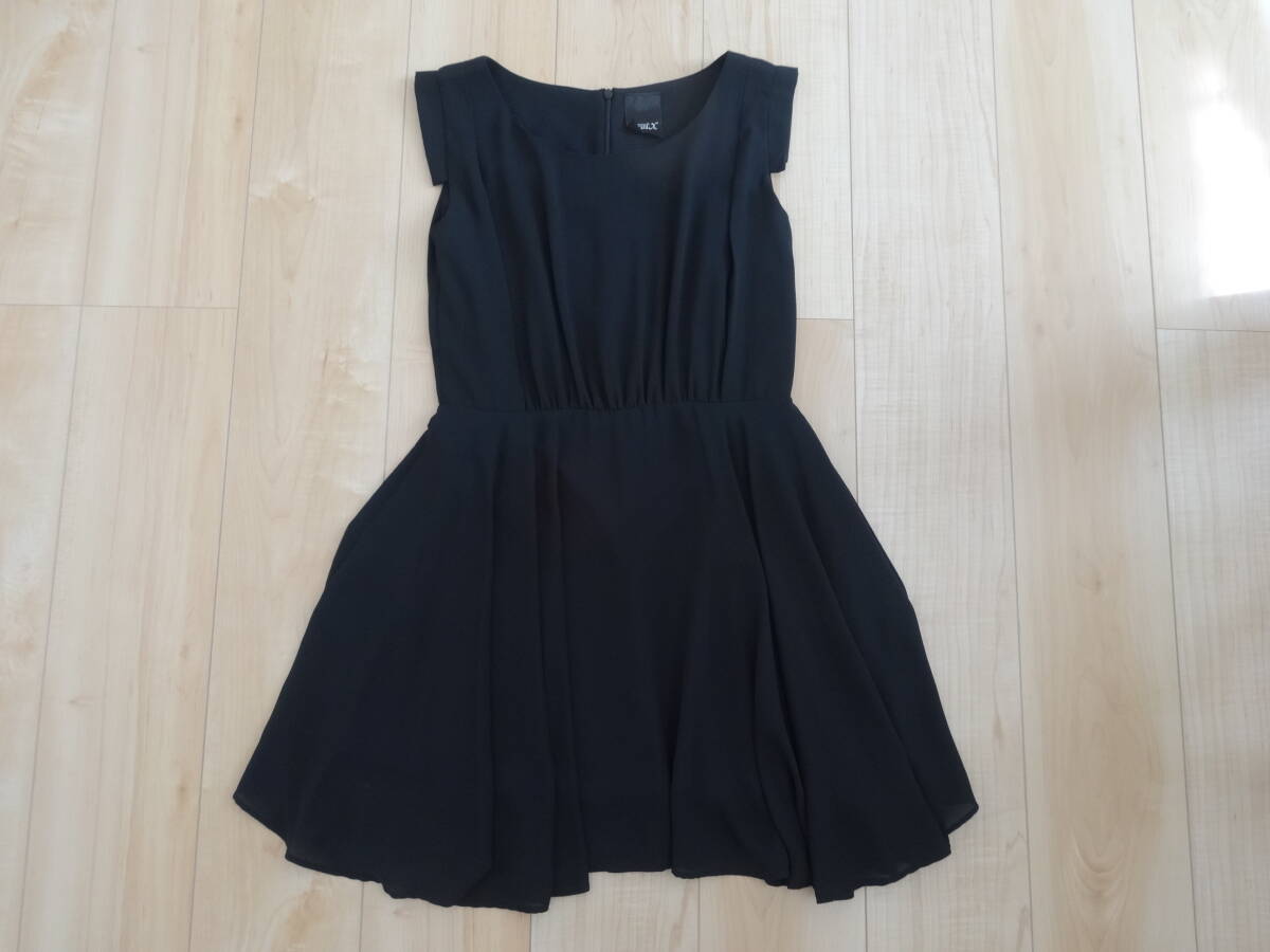 （現状品） ユナイテッドアローズ ドレス ワンピース ブラック系 黒系 無地 パーティー 結婚式 二次会 発表会 #C4