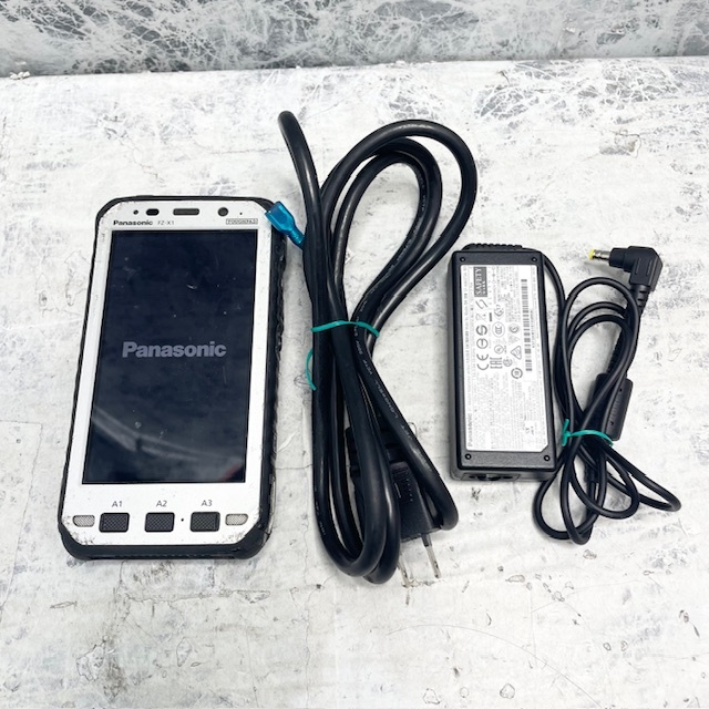 7117//Panasonic TOUGHPAD FZ-X1 タブレット アダプター付き 初期化済み 防塵 防水