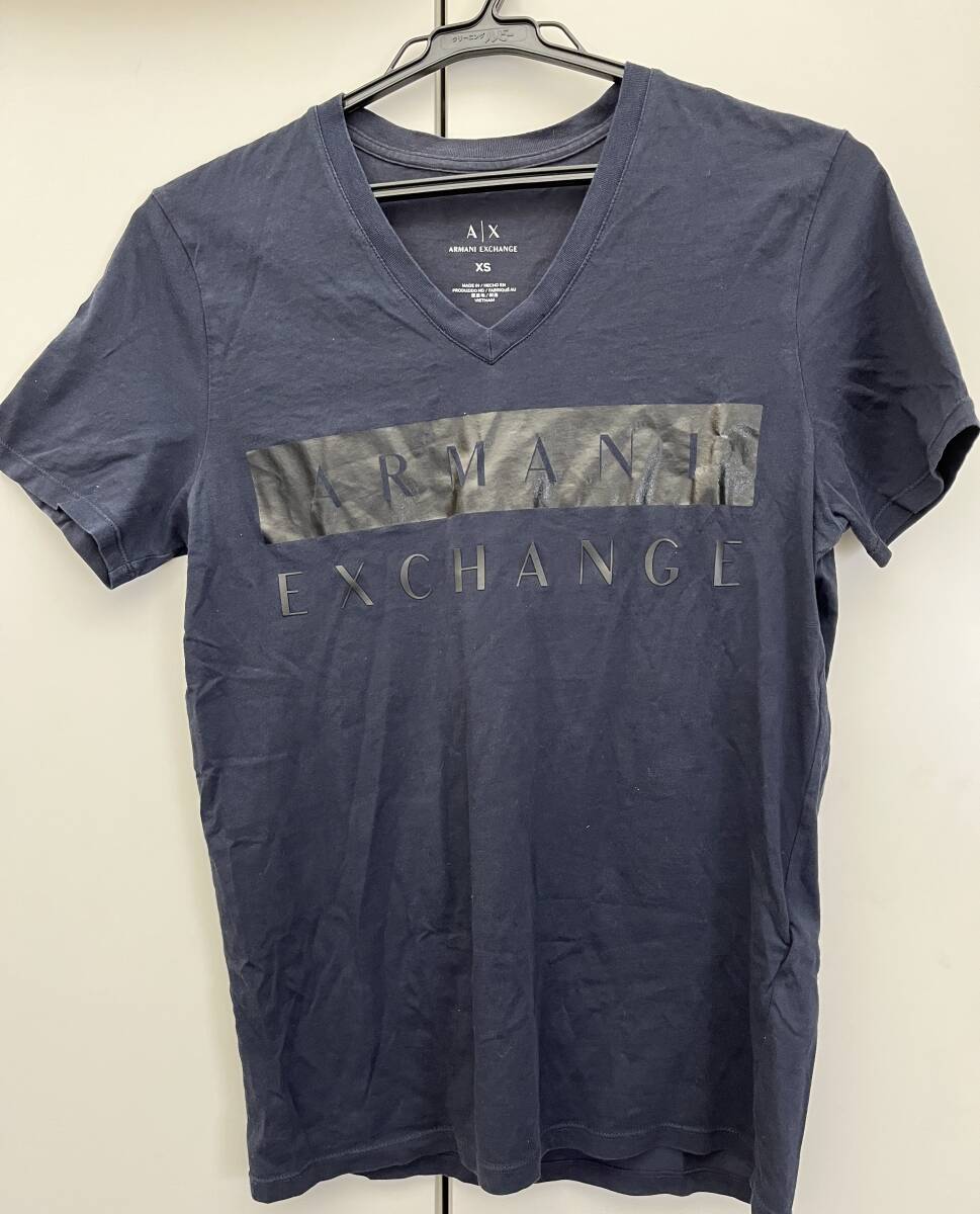 i2992N ARMANI EXCHANGE XSサイズ 半袖 Tシャツ Vネック トップス シグネチャー ビックロゴ入り ネイビー メンズ ファッション 