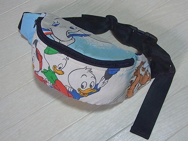ハンドメイド　リメイク　ウエストポーチ　ボディバッグ　ヒューイ・デューイ・ルーイ　ダンボ　チップとデール