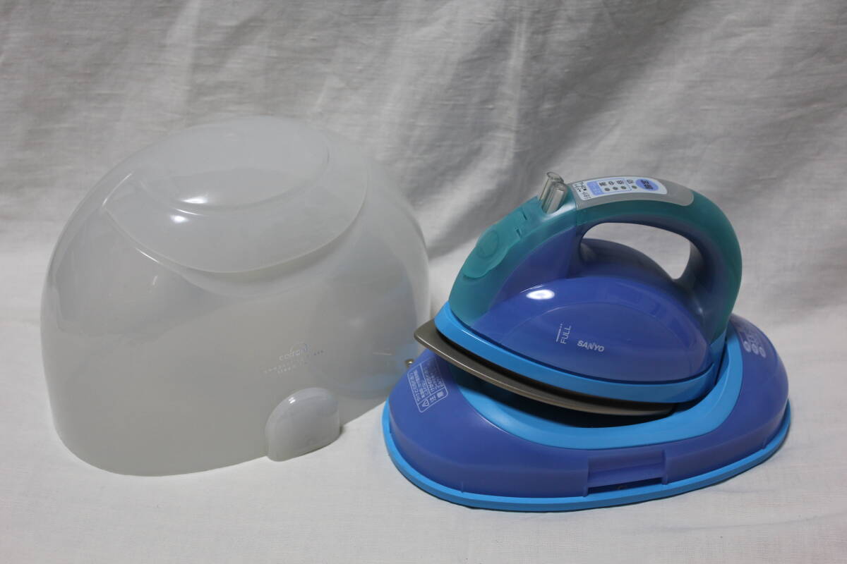 ◆SANYO サンヨー◆コンパクト コードレス スチームアイロン◆Co:ron コロン◆A-MM1◆