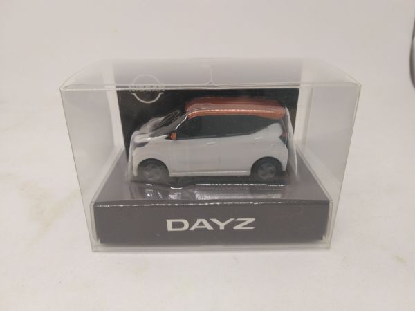 ミニカー 日産 新型デイズ ハイウェイスター DAYZ 後期 プルバックカー ディーラー正規品 非売品