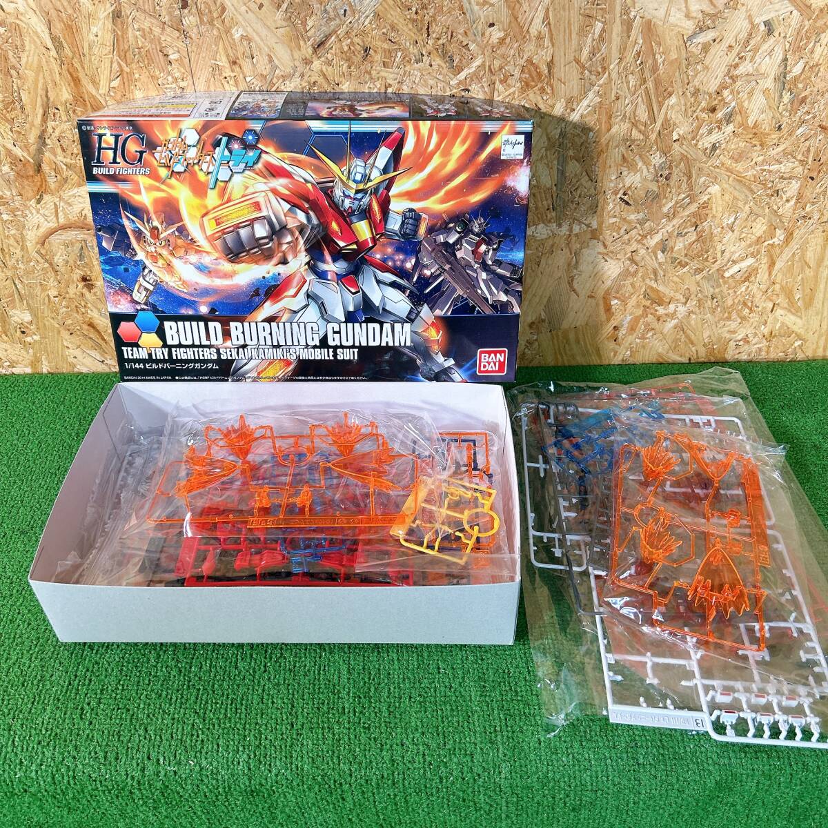 ガンダムビルドファイターズトライ ビルドバーニングガンダム 1/144スケール 未組立 パーツ取り 現状品