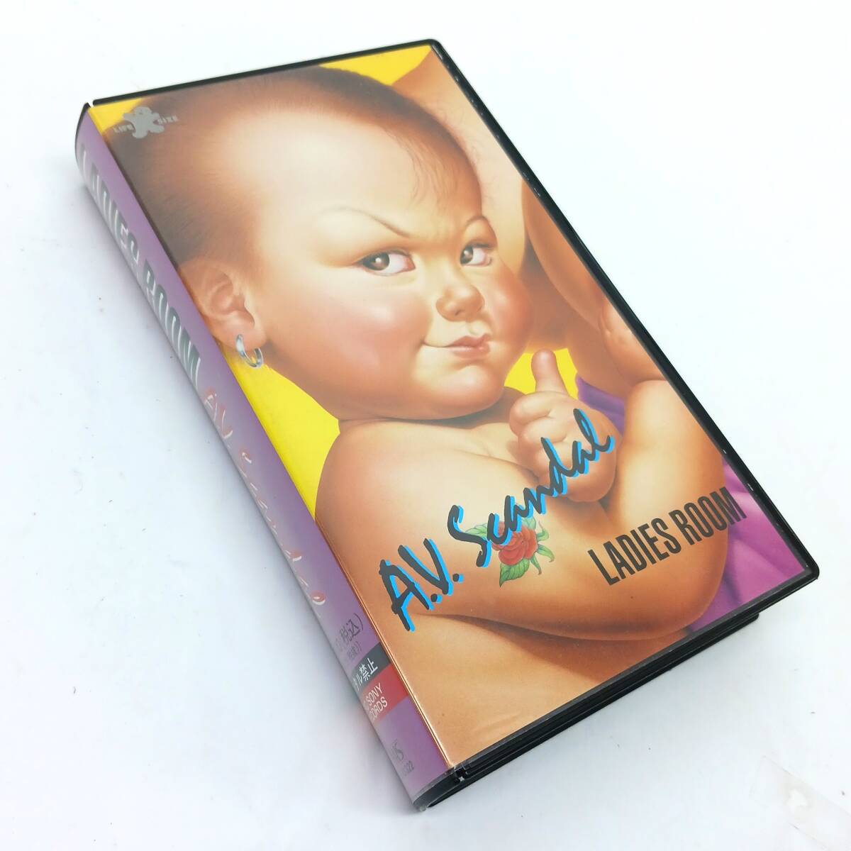 【現状品】 LADIES ROOM レディースルーム / A.V. Scandal VHS ビデオテープ セル版