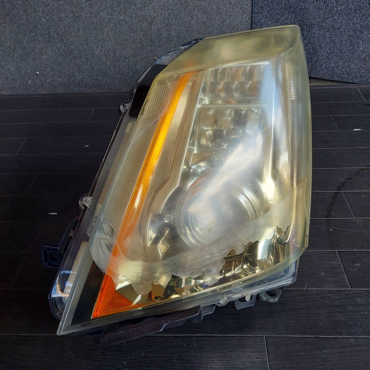 即決 キャデラック CTS ABA-X322C 2012y 純正 左 LH HID ヘッドライト ヘッドランプ 22755333 