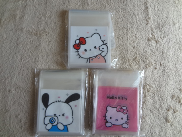 新品。かわいいＯＰＰ袋、３種１００枚セット、キャラクター、サンリオ、キティ、ラッピング袋、ビニール袋、テープ付き
