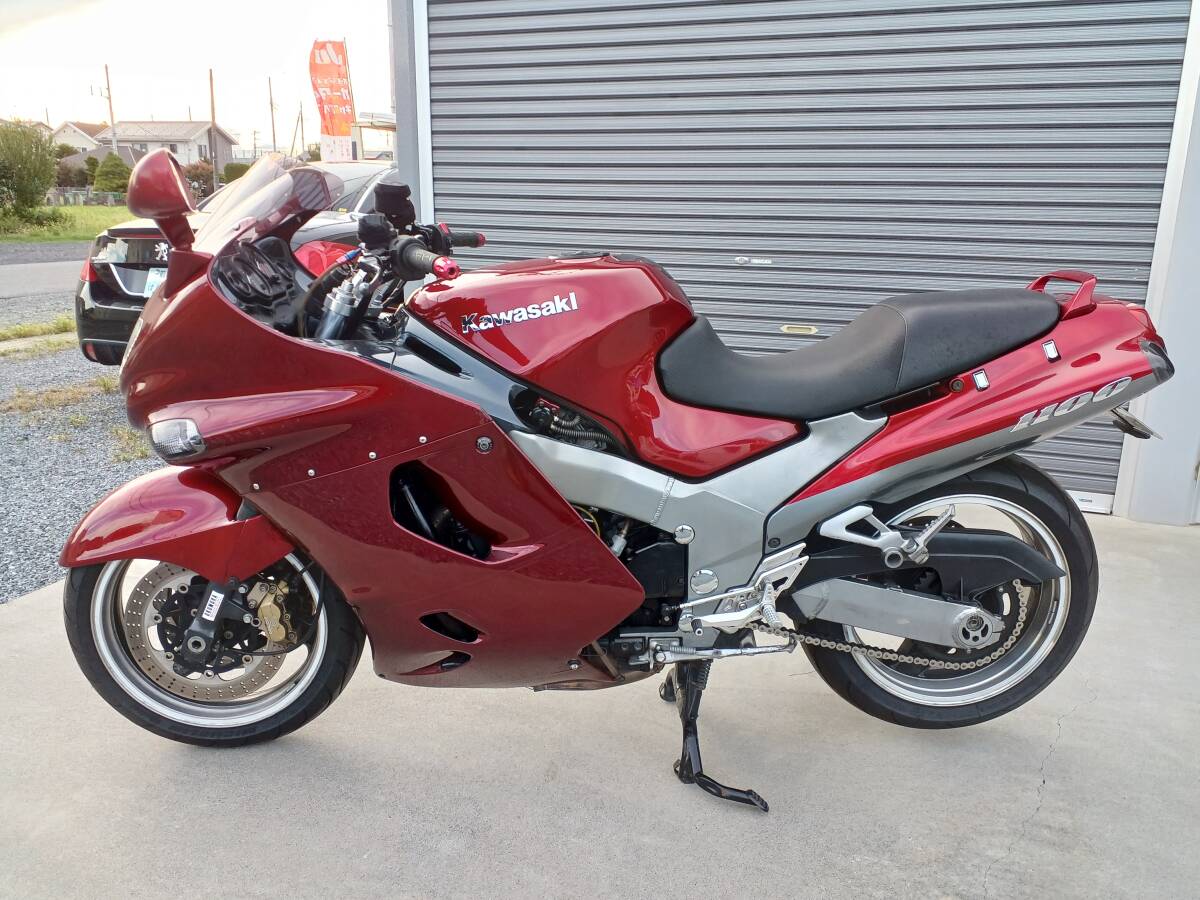 カワサキ　ＺＺＲ１１００　Ｄタイプ　カスタム多数　車検付き状態良好