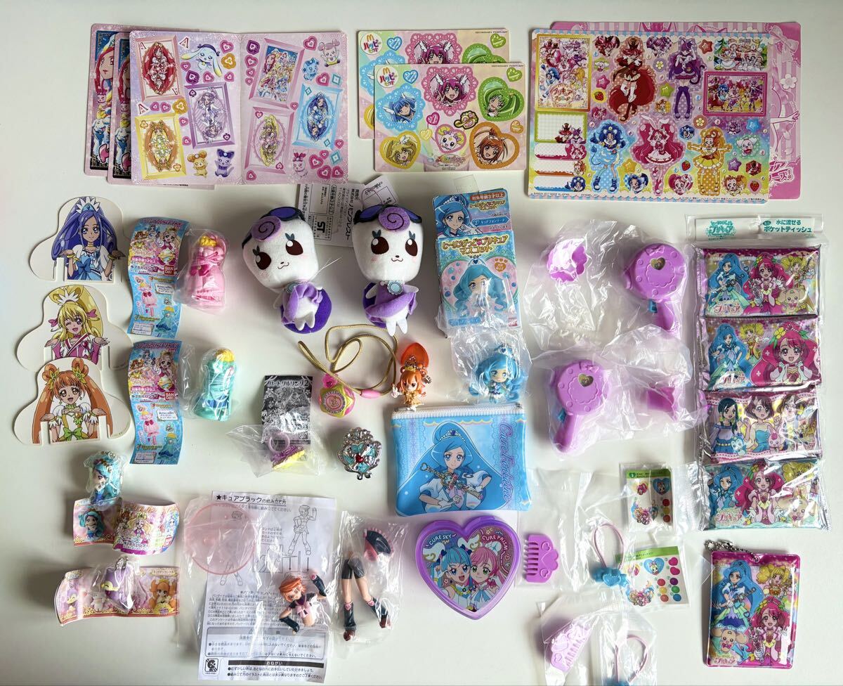 ●プリキュア グッズセット フィギュア,ぐらさんゴムひも付きぬいぐるみ,ミライクリスタル,マスコット,ケース,ポーチ,ティッシュ等