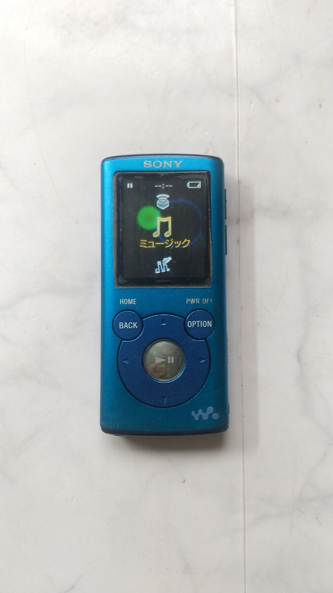 KK5296 WALKMAN ウォークマン NW-E052 2GB SONY ソニー デジタル音楽プレーヤー 簡易確認＆簡易清掃＆初期化OK 現状品 送料無料 