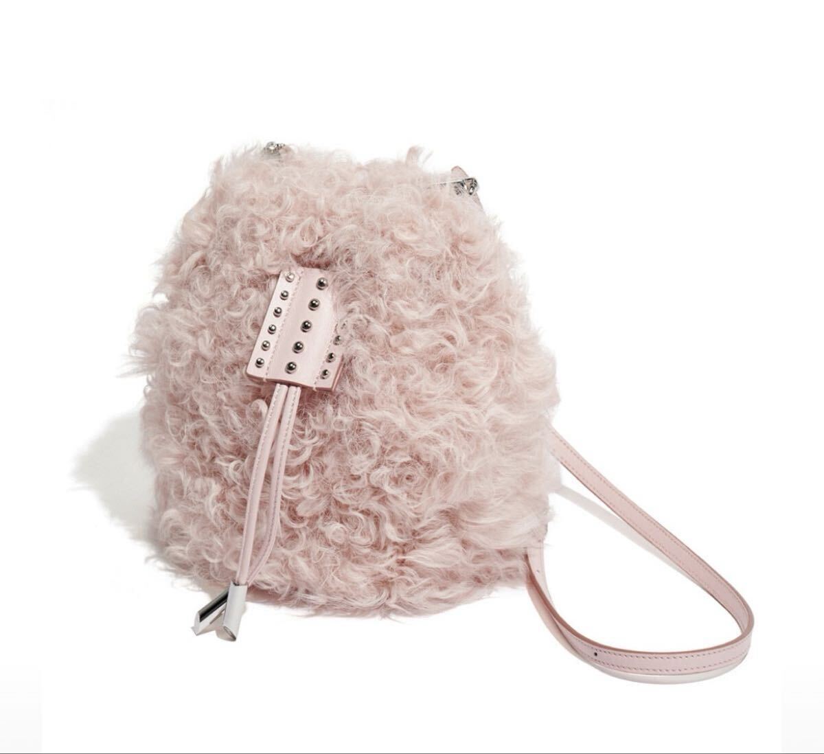 TOD'S ファーバッグ ショルダーバッグ ピンク　